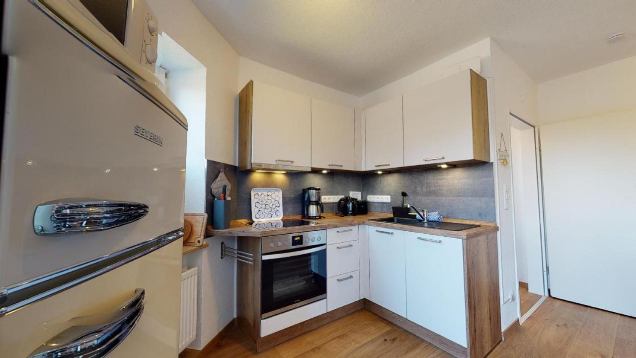 Ferienwohnung Gustav - Moderne Maisonette-Wohnung Mit Terrasse วังเกร์โอเกอ ภายนอก รูปภาพ
