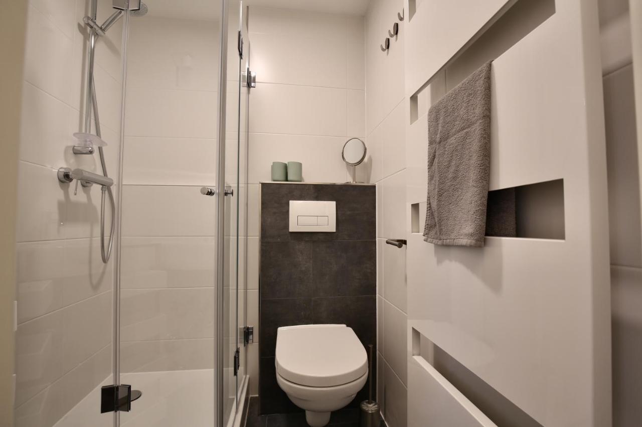 Ferienwohnung Gustav - Moderne Maisonette-Wohnung Mit Terrasse วังเกร์โอเกอ ภายนอก รูปภาพ
